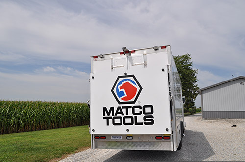 full truck graphic installation example 3